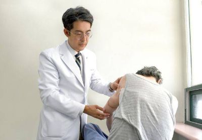 팔·다리에 혹… 달걀만큼 커지고 살 빠졌다면 암 의심